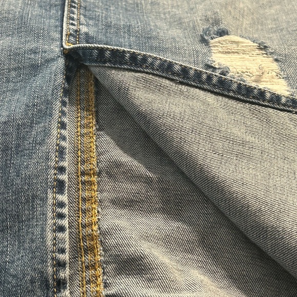 GAP Jean Skirt NWOT Waist-16 1/2 Length 21 1/2. 🌻🌻Final Price🌻🌻 - Picture 3 of 5